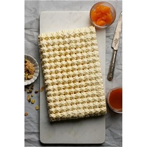 CHEESECAKE TRAY FRENCH CREAM 1.5KG 16SERVES (6)