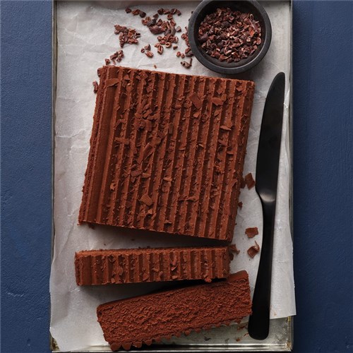 CAKE TRAY CHOCOLATE 1.8KG (4)